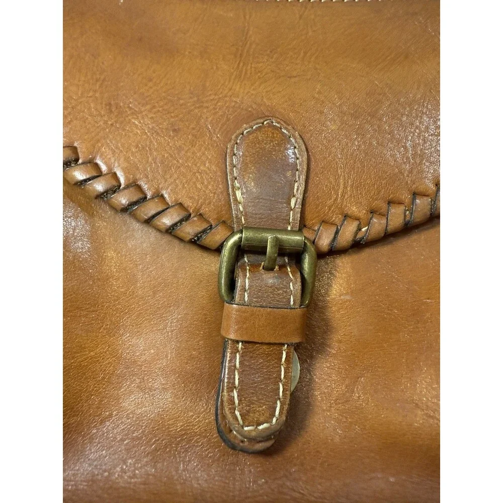 PATRICIA NASH #P53414 Crossbody with Whipstitched Detail In the Color Florence - Picture 9 of 16